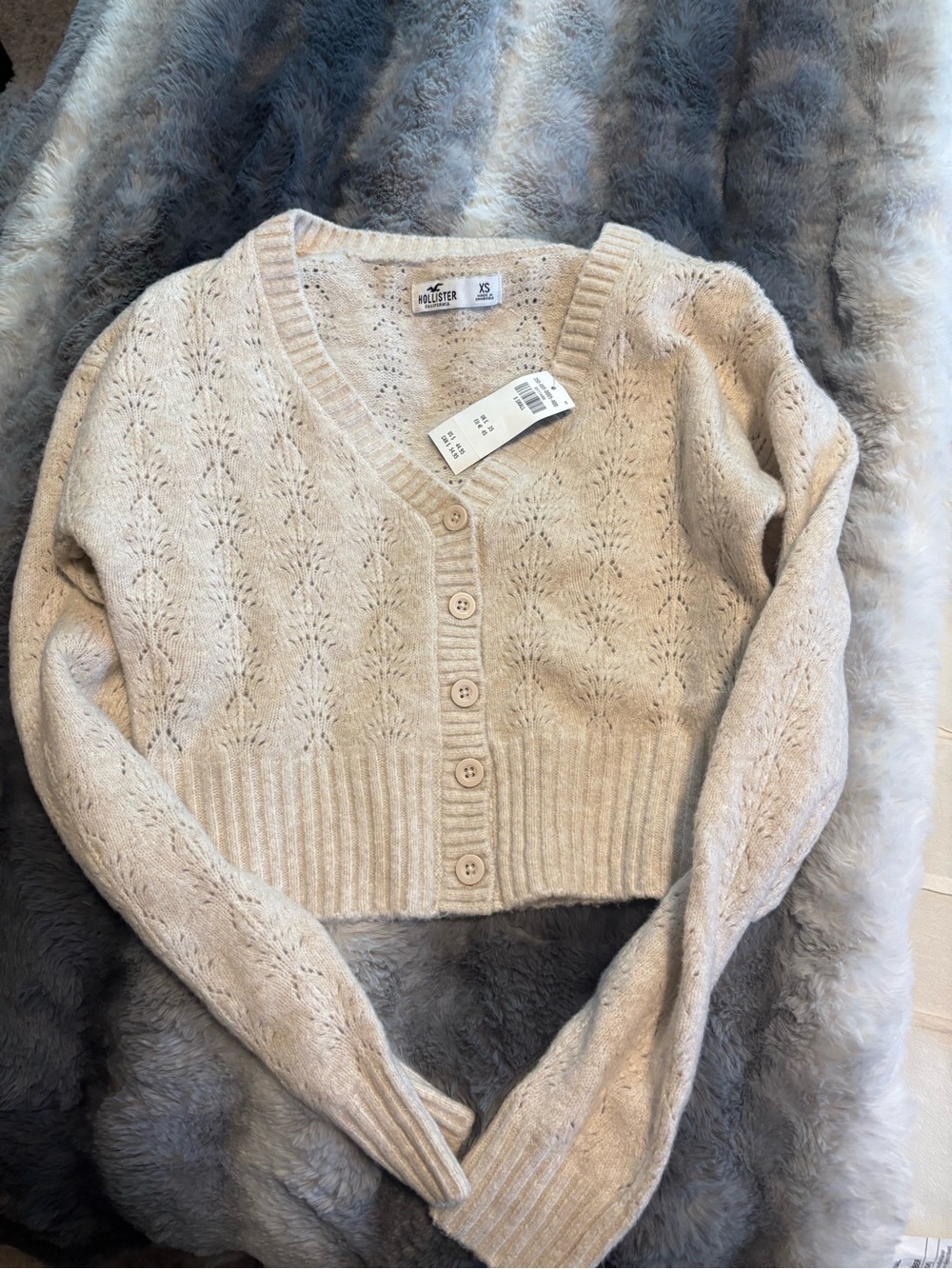 Hollister Cream Knit V-Neck Button Cardigan